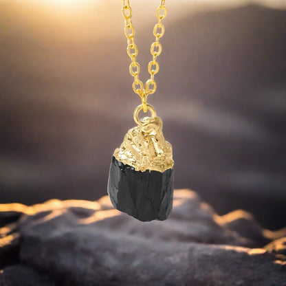 Irregular Mineral Stone Charm Necklace